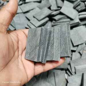 Assiette artisanale moderne en corne de buffle véritable à rayures blanches, écologique, pour décorations de mariage et de fêtes et cadeaux, prix de gros - Product Image 1