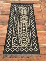 Boho Chic Ethnic Geometric Handloom Kilim Rug Black Off-White Wool Latex Backing Eco-Friendly Tassels for Home Lounge Interior