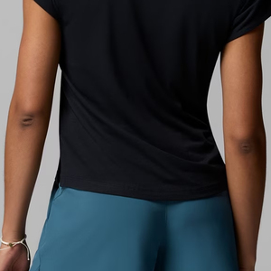 Collection été pour femmes : T-shirt avec logo personnalisé, tissu extensible premium, coupe slim, design sculptant pour les acheteurs en gros - Product Image 6