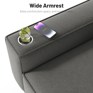 Divano Moderno e Confortevole a 3 Posti in Ciniglia con Seduta Profonda, Portabicchieri in Acciaio Inox Spazzolato e 3 Cuscini Decorativi per Soggiorno - Product Image 5