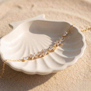 Collier pendentif romantique avec diamant moissanite taille marquise, chaîne plaquée or 18 carats, bijoux de mariage pour femme - Product Image 5