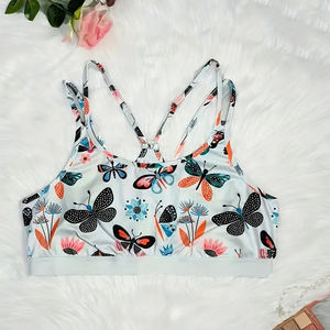 Sujetador deportivo de sublimación para mujer de súper calidad, cómodo, acolchado, con estampado, de buena calidad, para fitness, con cuello halter simple. - Product Image 4