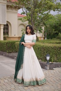 Conjunto de Lehenga Choli de Viscosa Jacquard Premium para Mujer, Marca Onam, con Dupatta en Contraste - Product Image 3