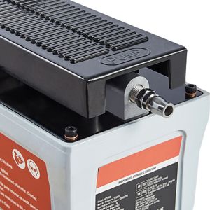 Pompa Idraulica ad Aria da 10.000 PSI con Serbatoio da 1/2 Gallone, Uscita Olio NPT 3/8'', Ingresso NPT 1/4'', Tubo da 6,6 Piedi, Azionamento a Pedale - Product Image 2