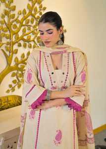 ชุดคุर्ติผ้าฝ้ายพิมพ์ลายสีเบจสำหรับผู้หญิง พร้อมผ้าคลุมไหล่ ทรงหลวมแบบดั้งเดิม ความยาวระดับข้อเท้า เหมาะสำหรับใส่ลำลอง สไตล์อินเดีย ปากีสถาน - Product Image 4