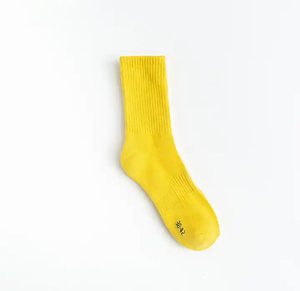 ถุงเท้ากีฬาแบบยูนิเซ็กซ์ ผ้าฝ้ายหวีอย่างดี ปักโลโก้ กันลื่น สำหรับโยคะ พิลาทิส พร้อมลายดีไซน์ - Product Image 4