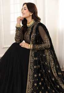 Robe Anarkali en mousseline noire brodée, col montant, manches longues, longueur ras du sol, traîne chapelle, style mère de la mariée - Product Image 2