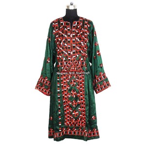 Vestido BDR020 Único de Seda Bordada al Estilo Afgano, Vestido Bohemio Único, Vestido Bohemio Banjara Balochi Hecho a Mano - Product Image 4