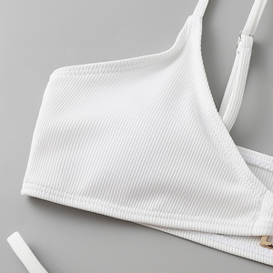 Fabricante de Bikinis de Alto Rendimiento, Tela Suave y Elástica, Producción OEM - Product Image 4