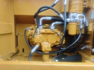 Excavadora Usada CATT 320d2L, Máquinas de Construcción de 20 Toneladas, Excavadora CATT 320D2L, Pocas Horas de Trabajo, Origen Japón, en Venta - Product Image 3