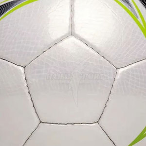 Nouveau design 2026 : Ballon de football robuste pour adultes et jeunes, style personnalisé, à prix abordable - Product Image 5
