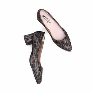 Zapatos de corte negros WN7575, zapatos planos cómodos - Product Image 1