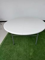 Muebles de Exterior XY para Restaurante, Juego de Mesa Redonda Plegable con Superficie de Plástico Blanco