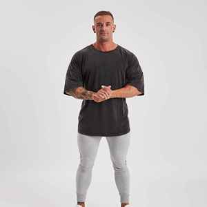 T-shirt noir col rond en coton 250g de haute qualité, style vintage délavé à l'acide, léger et oversize, personnalisable - Product Image 1