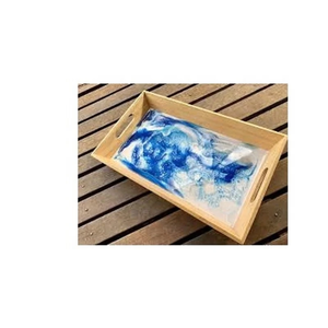 Plateau de service carré moderne en bois avec design rivière en résine bleue, incrustation de résine faite à la main, plat décoratif moderne - Product Image 2