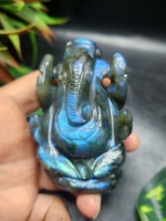 Statue du Dieu Ganesh en pierre de labradorite naturelle – Un symbole divin de transformation, de sagesse et de lumière spirituelle