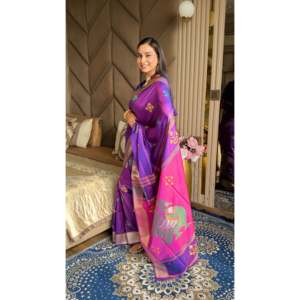 Sari en soie douce Elite Ikkat Patola avec pallu en paon et bordure en zari doré, motifs Meenakari, vêtements indiens et pakistanais - Product Image 5