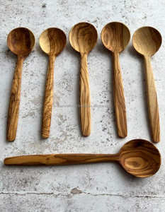 Cucharas de Bambú Grabadas Artesanalmente, Ligeras, Cómodas y con Artesanía Sostenible - Product Image 1