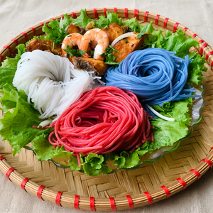 เส้นข้าวสีธรรมชาติสำหรับคนทานวีแกน ผลิตจากสารสกัดจากพืช สำหรับอาหารเอเชียและแบรนด์อาหารที่ใส่ใจในฉลากสินค้า/คุณอลีนา - Product Image 2