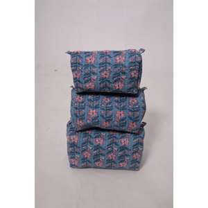 Pochette à maquillage en coton à fleurs, trousse de toilette, trousse de toilette à fermeture éclair, organiseur de voyage, cadeau pour elle - Product Image 1