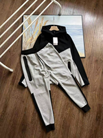 Ensemble de survêtement homme en molleton technique premium avec sweat à capuche zippé et pantalon de jogging – Confortable et moderne