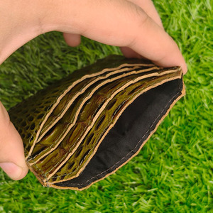 Genuine Cowhide Leather Green Card Holder Men Alligator Textured Slim Minimalist Credit Card Case High Quality Fashion Accessory - Product Image 3