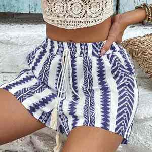 Short de plage pour femme, nouvelle collection, imprimé de haute qualité, coupe confortable, tissu doux, taille élastique, parfait pour les vacances à la piscine - Product Image 4