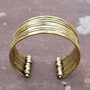 Biomagnetic Jewelry Solid 99.9% Pure Copper Gold-Plated Hammered <b>Magnetic</b> <b>Bracelet</b> Bangle for Men and <b>Women</b> Modern - Product Image 3