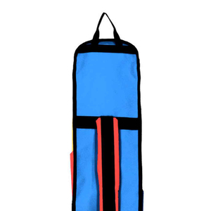 Sac de sport en nylon bleu avec poches zippées et poignée de transport - Product Image 4