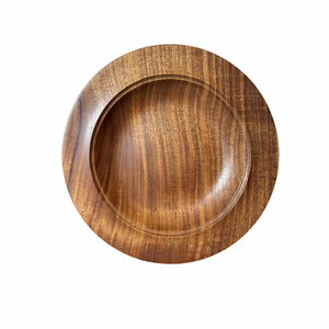 Assiette de présentation ronde en bois artisanale style bohème, marron naturel, pour mariage et vaisselle de table - Product Image 3