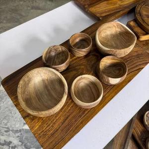 Ensemble de bols en bois faits à la main, bols sculptés en bois massif de qualité supérieure pour la cuisine, la table à manger, les salades, les soupes, les collations, le service à table - Product Image 1