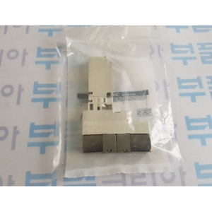 Unité enfichable d'électrovanne SMC Pneumatics 5 ports VQ1201-51 - Product Image 1