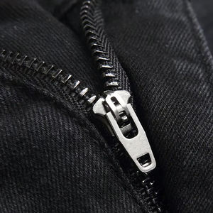 Pantalones Cortos de Mezclilla Elegantes de Primera Calidad para Hombre, Diseño Personalizado 2025, Nuevos Pantalones Cortos Transpirables 100% Algodón en Venta - Product Image 3