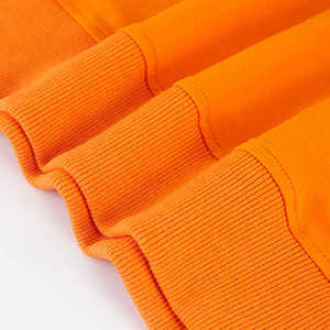 Añade tu diseño personalizado a los conjuntos deportivos de forro polar a precios de mayorista y de buena calidad para hermandades/fraternidades/escuelas/colejos, unisex. - Product Image 5
