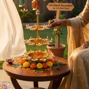 Candelabro de latón de tres niveles hecho a mano para actividades religiosas, decoración Diwali - Product Image 2