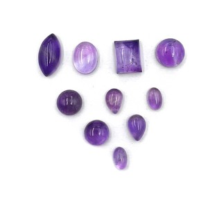 Lote de gemas sueltas de amatista natural en cabujón de formas mixtas de 4-9 mm para la fabricación de joyería artesanal. - Product Image 3