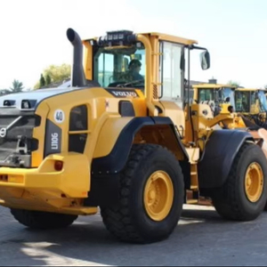 Cargadora de Ruedas Delantera Volvo L110G de Alta Calidad, Diésel, con Sistema HYDAC PLC de Alta Eficiencia - Product Image 1