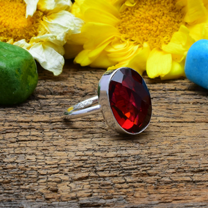 Bague en grenat naturel, pierre de naissance de janvier, argent sterling 925, pierre précieuse rouge profond, bijou fait main, cadeau pour elle - Product Image 1