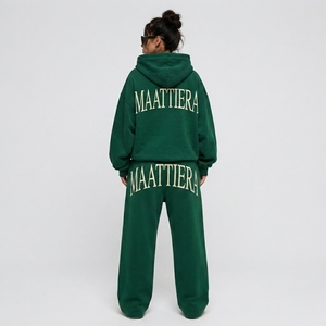 Conjunto Deportivo Personalizado para Mujer, Sudadera Holgada y Pantalones Anchos con Estampado Gráfico, Ropa Casual Urbana OEM - Product Image 2