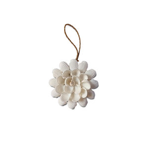 Adorno Colgante de Conchas Marinas Naturales, Hecho a Mano, Ecológico y Moderno - Product Image 3