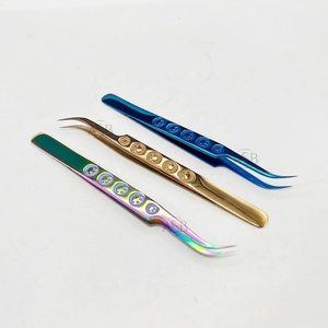 Pinzas Profesionales para Extensión de Pestañas de Acero Inoxidable de Alta Calidad Hechas en Pakistán, Punta Puntiaguda, Probadas a Mano, Óptimas - Product Image 1