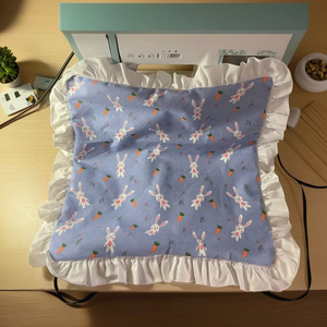 Housse de coussin carrée patchwork mignonne avec bord festonné, design imprimé en coton fait main pour la décoration intérieure, 3-6 ans - Product Image 4