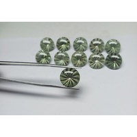 Saphir vert clair de 13 mm créé en laboratoire, taille concave demi-parapluie, traité thermiquement, pierre précieuse lâche avec jeu de couleurs pour la fabrication de bijoux