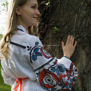 Elegante vestido de mujer de algodón blanco patrón ucraniano bordado cuello en V cuello largo Casual Vestido corto tamaño borla cremallera - Product Image 6