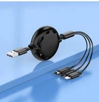 Coffret Cadeau Cheval 2026 – Boîte Cadeau d'Affaires Rouge à Ouverture Facile avec Câble de Données – Ensemble Deux Pièces Connecteurs Lightning/Micro USB/Type-C – Charge Rapide