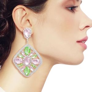 Boucles d'oreilles pendantes élégantes en cristal rose clair et vert pour femme, bijoux de mode, accessoire de luxe, cadeau pour fête et mariage - Product Image 3