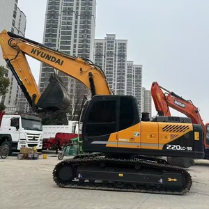 Excavatrice d'<span class=keywords><strong>occasion</strong></span> Hyundai 220 Lc-9s Cralwer avec un bon fonctionnement et un bon prix - Product Image 2