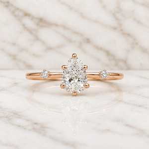 Bague solitaire élégante en or rose 14 carats avec diamant de laboratoire taille poire 1,01 carat, la plus vendue, pour femme, cadeau éthique pour fiançailles ou soirée - Product Image 3