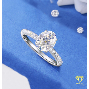 Bague de fiançailles en moissanite taille ronde, argent sterling 925, pierre centrale brillante avec pierres latérales étincelantes, bijoux de mariée de luxe - Product Image 1