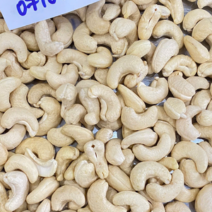 Vietnam Trusted Supplier Cashew W180 Cashew <b>Nuts</b> Exported To Us, Eu, Middle East From Santigo - Product Image 1